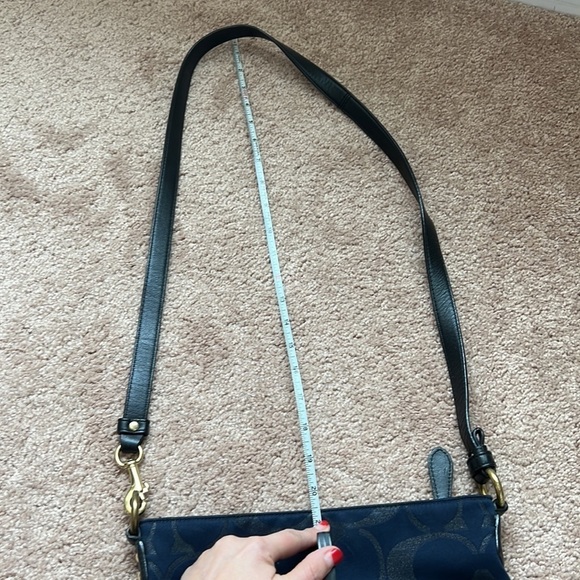 Coach crossbody purse - Picture 10 of 10